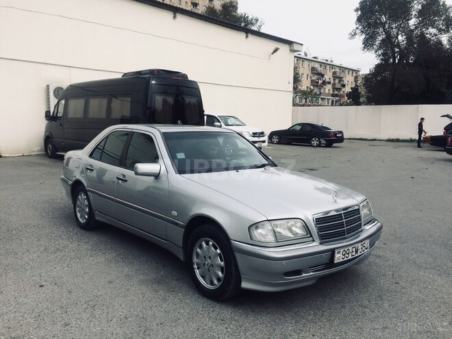 Mercedes C 200 1999, 183,000 km - 2.0 l - Bakı