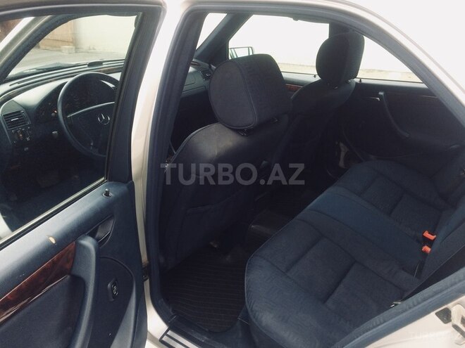 Mercedes C 200 1999, 183,000 km - 2.0 l - Bakı