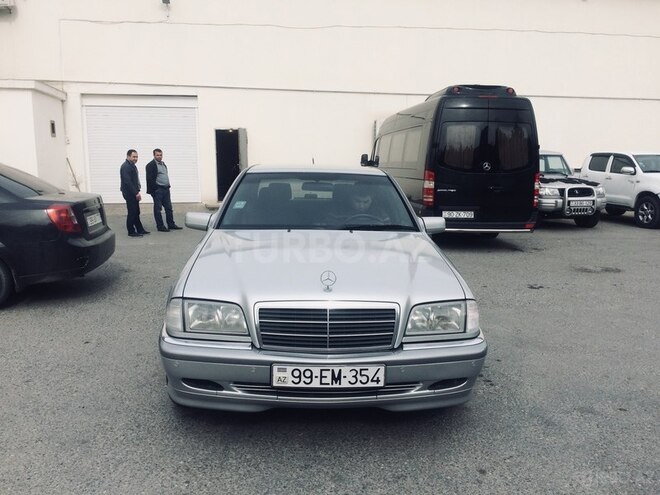 Mercedes C 200 1999, 183,000 km - 2.0 l - Bakı