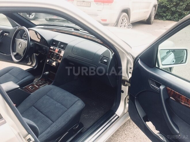 Mercedes C 200 1999, 183,000 km - 2.0 l - Bakı