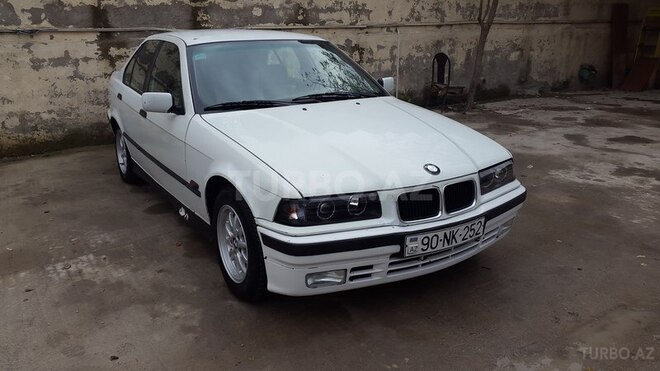 BMW 316 1994, 297,000 km - 1.6 l - Bakı