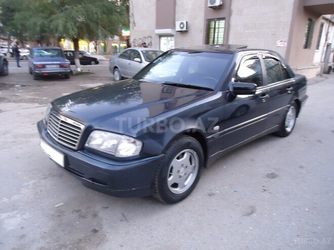Mercedes E 220 1998, 187,877 km - 2.2 l - Bakı