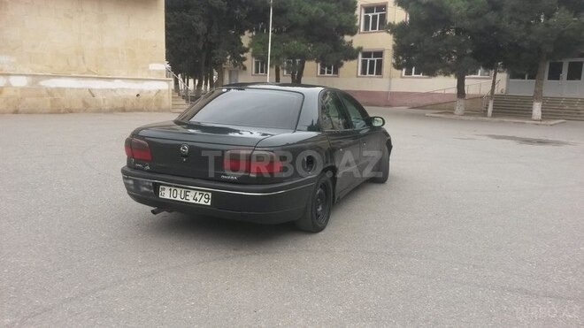 Opel Omega 1996, 300,000 km - 2.0 l - Bakı