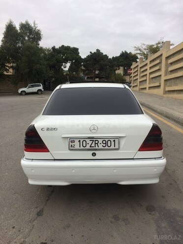 Mercedes C 220 1997, 380,000 km - 2.2 l - Bakı