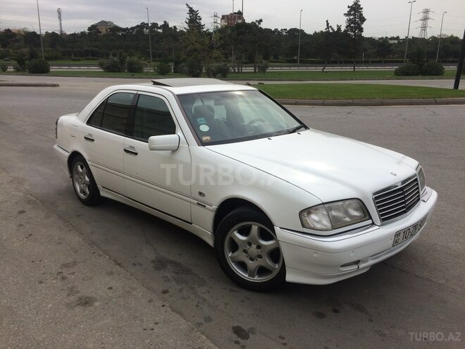 Mercedes C 220 1997, 380,000 km - 2.2 l - Bakı