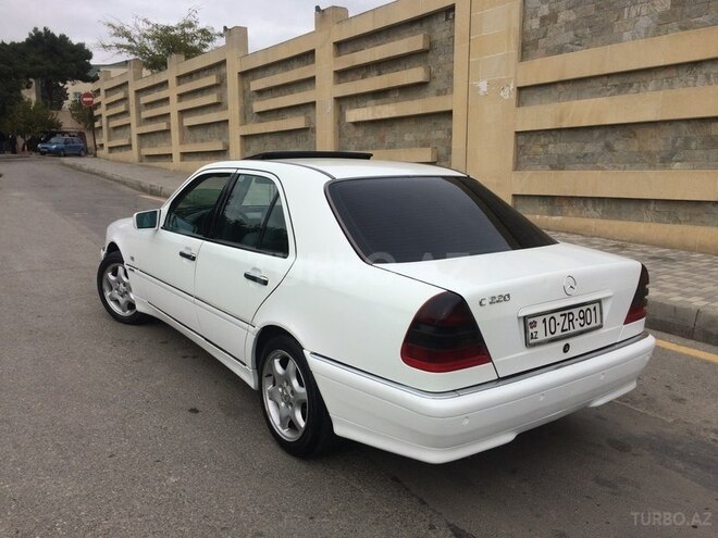 Mercedes C 220 1997, 380,000 km - 2.2 l - Bakı