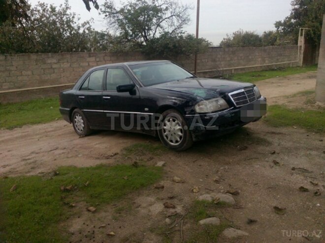 Mercedes C 240 1999, 245,000 km - 2.4 л - Bakı