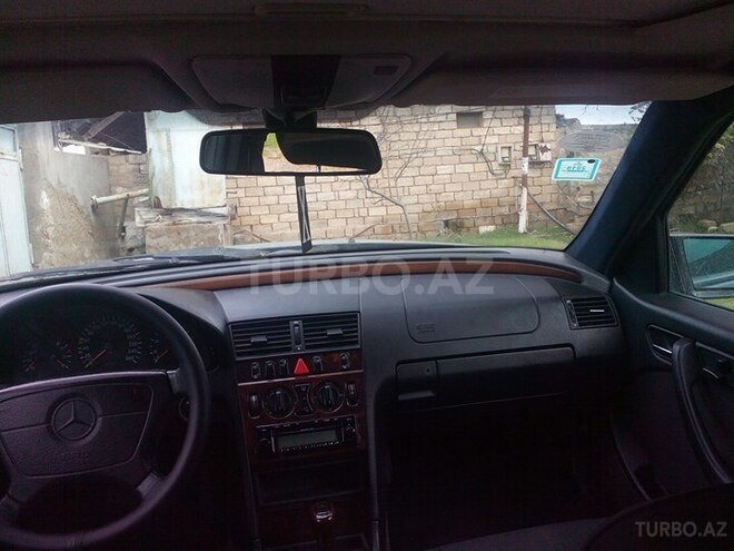 Mercedes C 240 1999, 245,000 km - 2.4 л - Bakı
