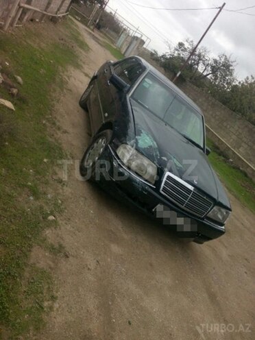 Mercedes C 240 1999, 245,000 km - 2.4 л - Bakı