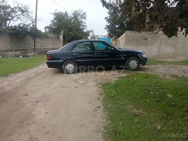 Mercedes C 240 1999, 245,000 km - 2.4 л - Bakı