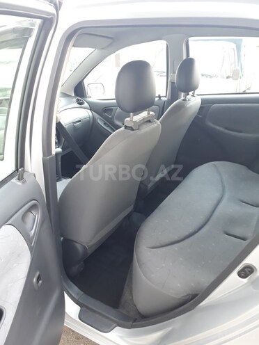 Toyota Vitz 1999, 136,000 km - 1.0 l - Bakı