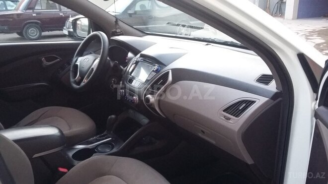 Hyundai ix35 2013, 96,000 km - 2.0 l - Tovuz