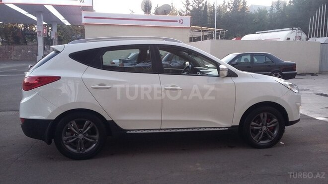 Hyundai ix35 2013, 96,000 km - 2.0 l - Tovuz
