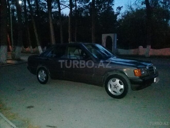 Mercedes 190 1991, 320,000 km - 2.0 л - Sumqayıt