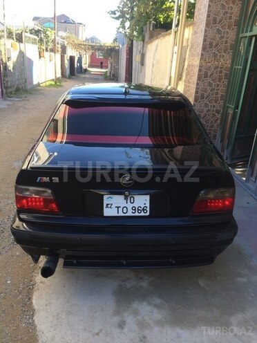 BMW 320 1992, 286,240 km - 2.0 l - Bakı