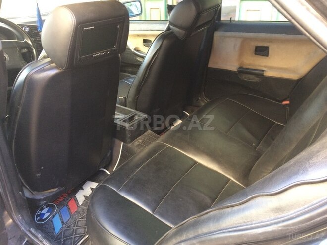 BMW 320 1992, 286,240 km - 2.0 l - Bakı