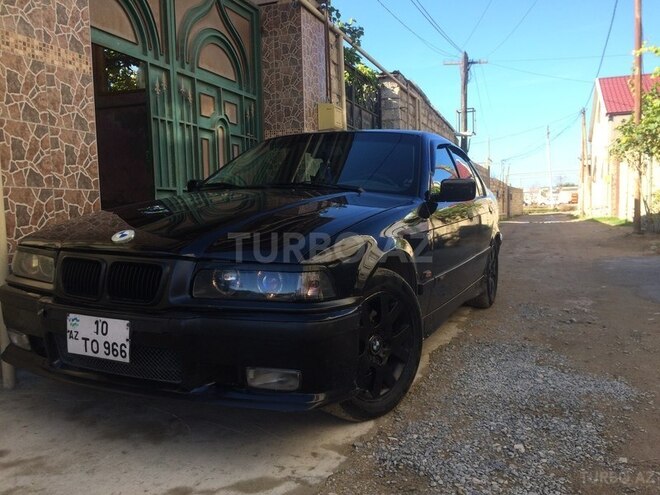 BMW 320 1992, 286,240 km - 2.0 l - Bakı