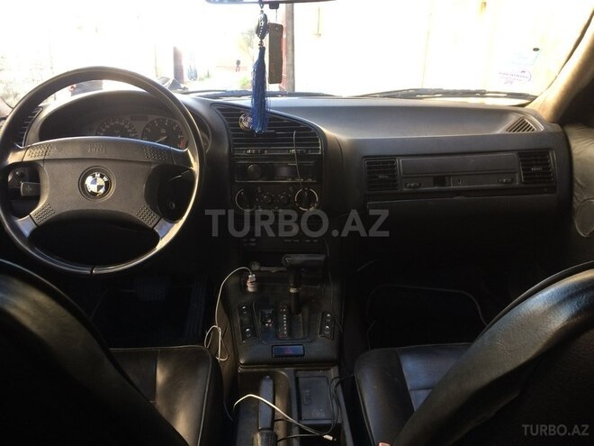 BMW 320 1992, 286,240 km - 2.0 l - Bakı