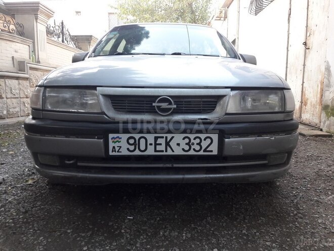Opel Vectra 1995, 345,000 km - 2.0 l - Bakı