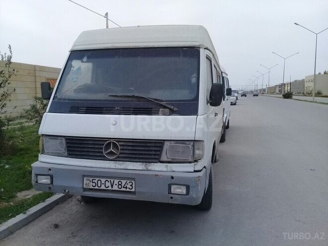 Mercedes 208 D 1993, 856,464 km - 2.5 l - Sumqayıt