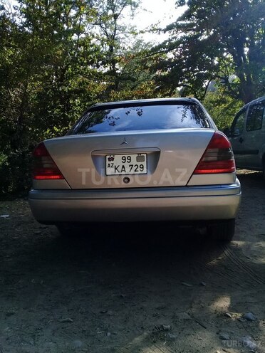 Mercedes C 200 1995, 340,000 km - 2.0 l - Astara