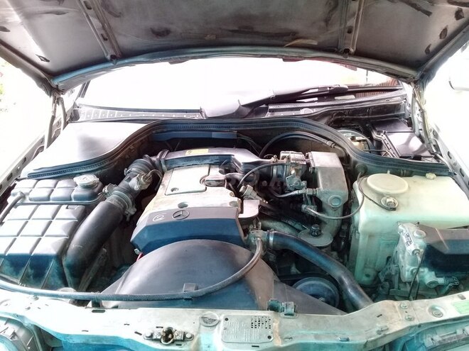 Mercedes C 200 1995, 340,000 km - 2.0 l - Astara