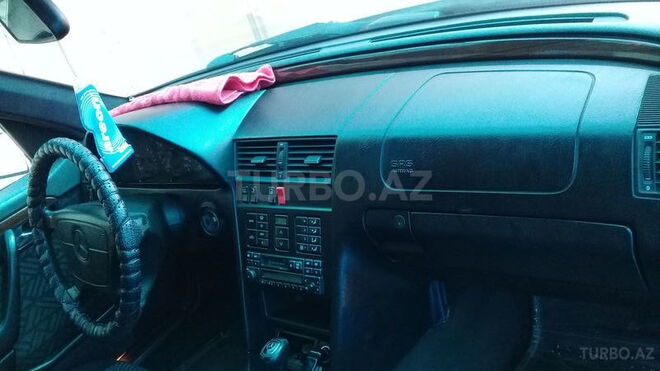 Mercedes C 200 1995, 340,000 km - 2.0 l - Astara