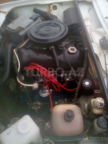 LADA (VAZ) 2107 2004, 26,500 km - 1.6 l - Lerik