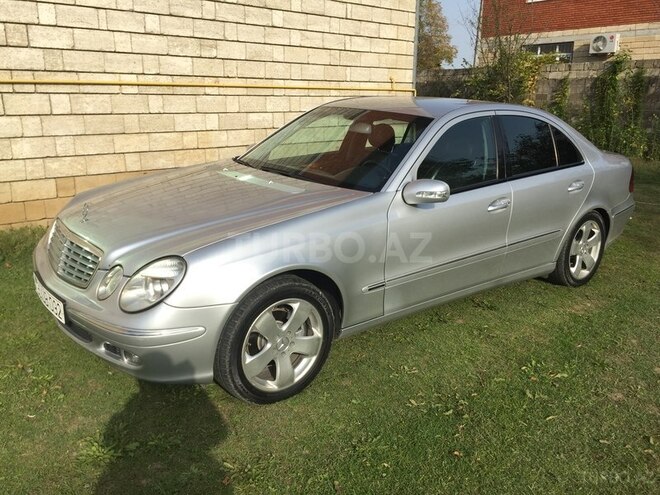 Mercedes E 220 2002, 265,000 km - 2.2 l - Masallı