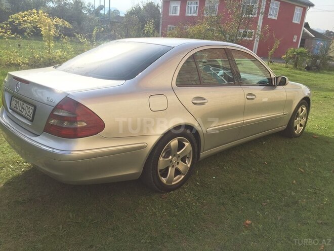 Mercedes E 220 2002, 265,000 km - 2.2 l - Masallı