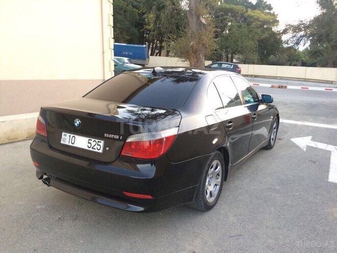 BMW 528 2005, 240,000 km - 0.3 l - Bakı