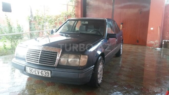 Mercedes E 250 1991, 100,500 km - 2.5 l - Bakı