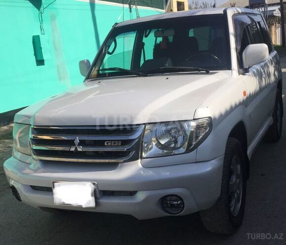 Mitsubishi Pajero io 2000, 119,000 km - 2.0 l - Sabirabad