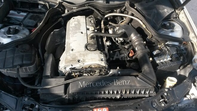 Mercedes C 200 2000, 280,000 km - 2.0 l - Quba