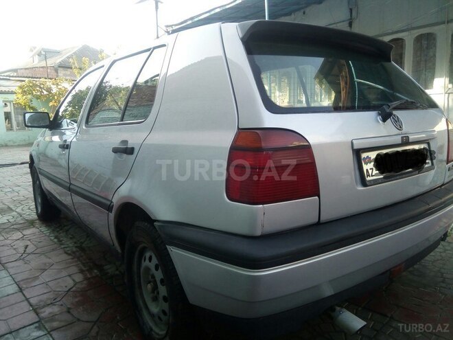 Volkswagen Golf 1993, 255,480 km - 1.9 l - Gəncə