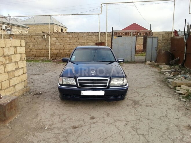Mercedes C 200 1999, 175,421 km - 2.0 л - Sumqayıt
