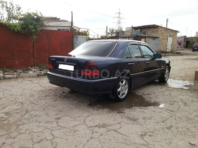 Mercedes C 200 1999, 175,421 km - 2.0 л - Sumqayıt