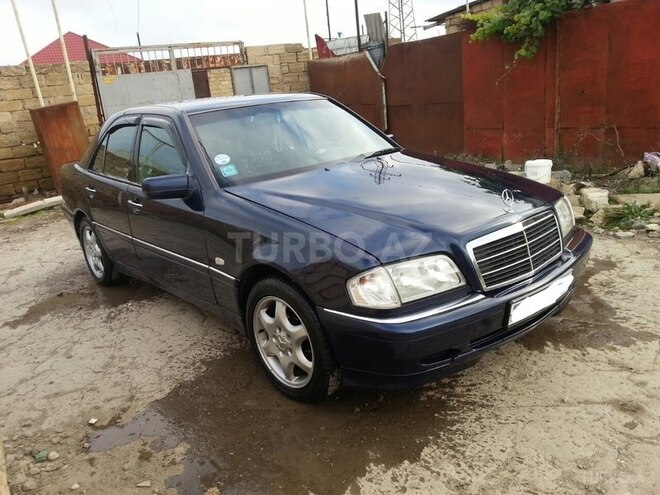 Mercedes C 200 1999, 175,421 km - 2.0 л - Sumqayıt