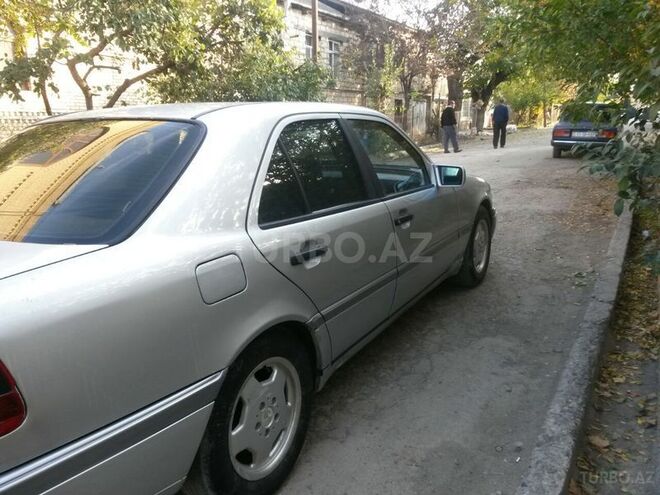 Mercedes C 180 1993, 250,000 km - 1.8 л - Gəncə
