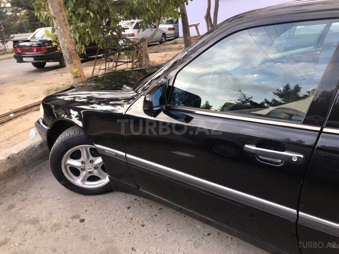 Mercedes C 230 1998, 200,000 km - 2.3 l - Bakı