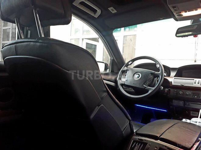 BMW 745 2002, 179,000 km - 4.4 l - Bakı