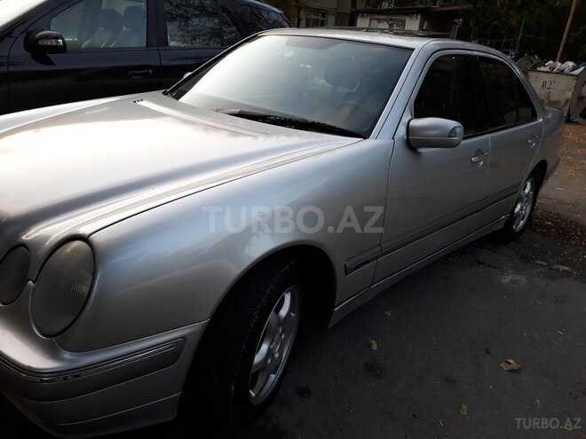 Mercedes E 200 1999, 318,000 km - 2.0 л - Bakı