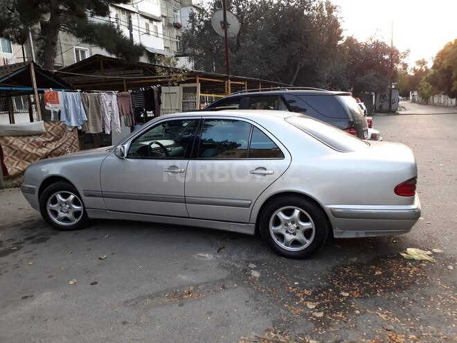 Mercedes E 200 1999, 318,000 km - 2.0 л - Bakı