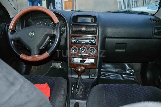 Opel Astra 1998, 237,000 km - 1.8 l - Bakı
