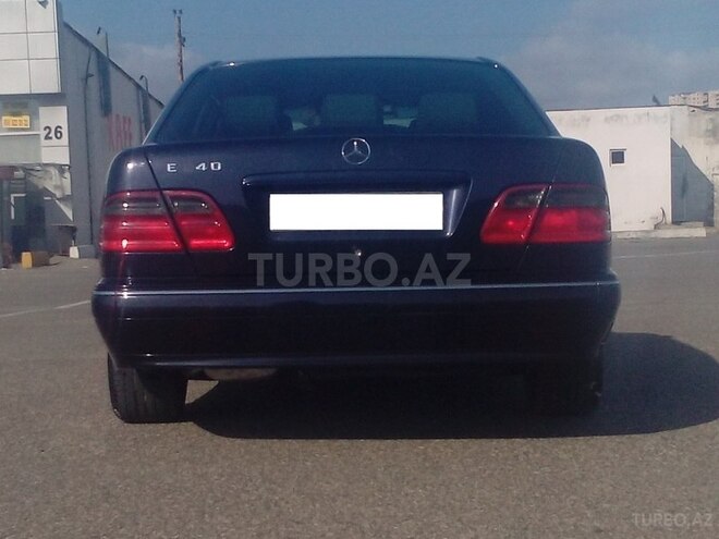 Mercedes E 240 2000, 233,000 km - 2.4 l - Bakı