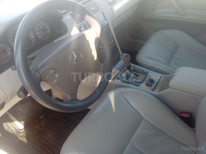 Mercedes E 240 2000, 233,000 km - 2.4 l - Bakı