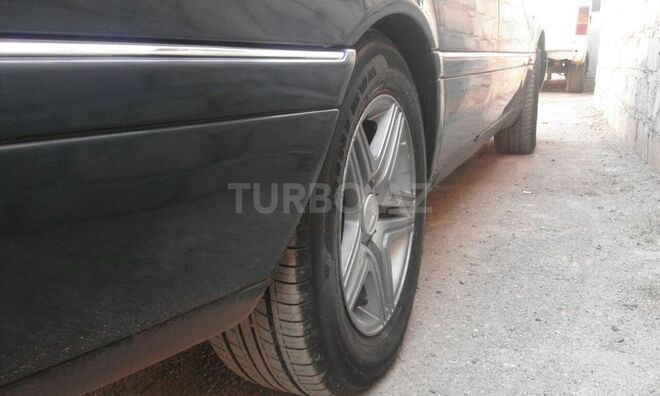 Mercedes C 200 1995, 250,000 km - 2.0 л - Gəncə