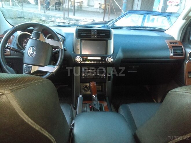 Toyota Prado 2012, 72,000 km - 2.7 l - Qax