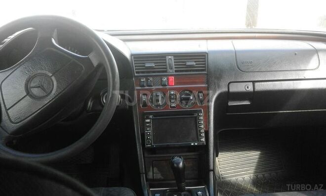 Mercedes C 200 1995, 250,000 km - 2.0 л - Gəncə