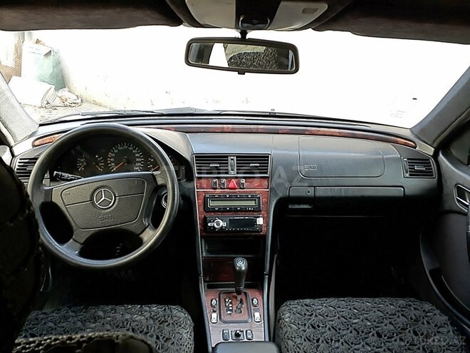 Mercedes C 200 1999, 265,345 km - 2.0 л - Gəncə
